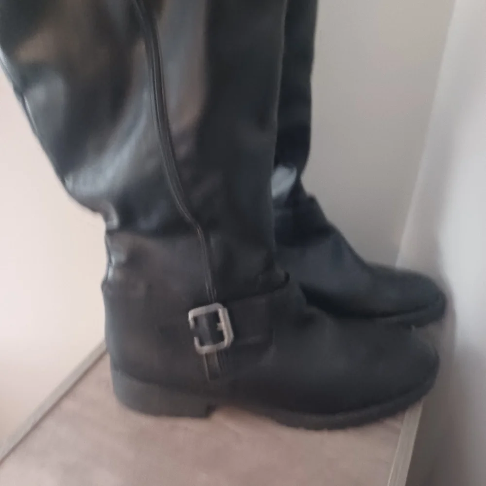 Me Too Passion Buckle Side Sweater Top Tall Zip Boots Sz 9.5